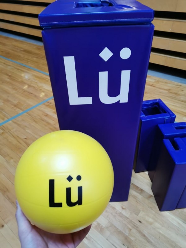 Two innovative interactive devices LÜ